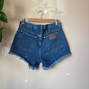 Wrangler Frayed Hem Jean Shorts - Blue